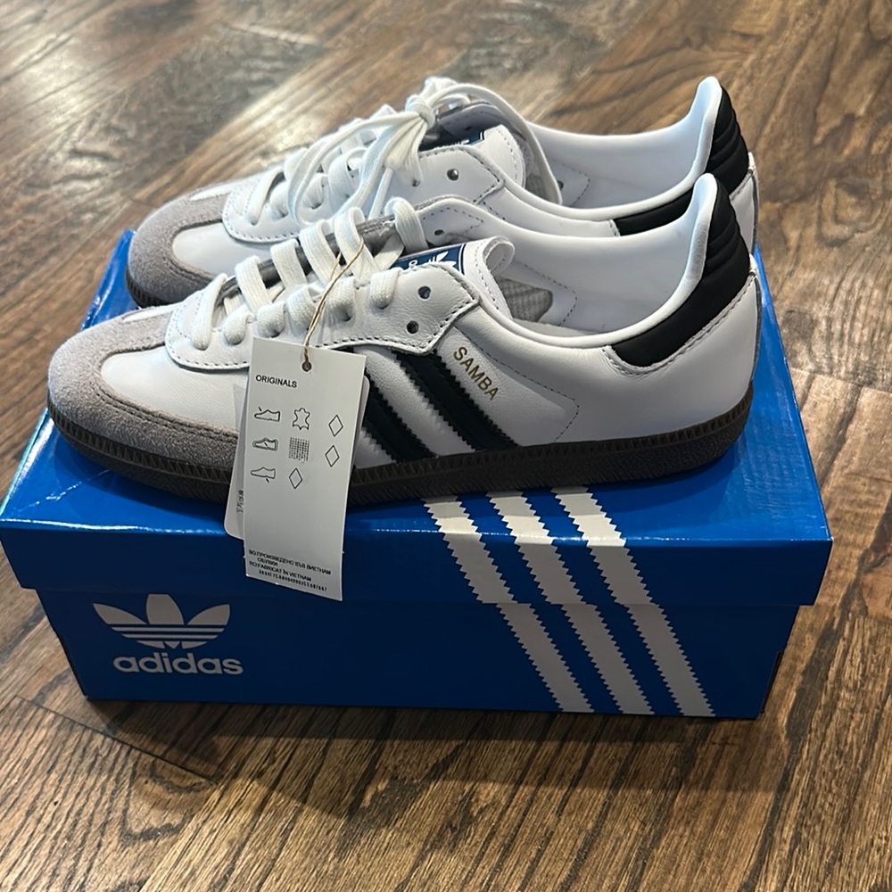Adidas White and Black Sneakers Classic Design